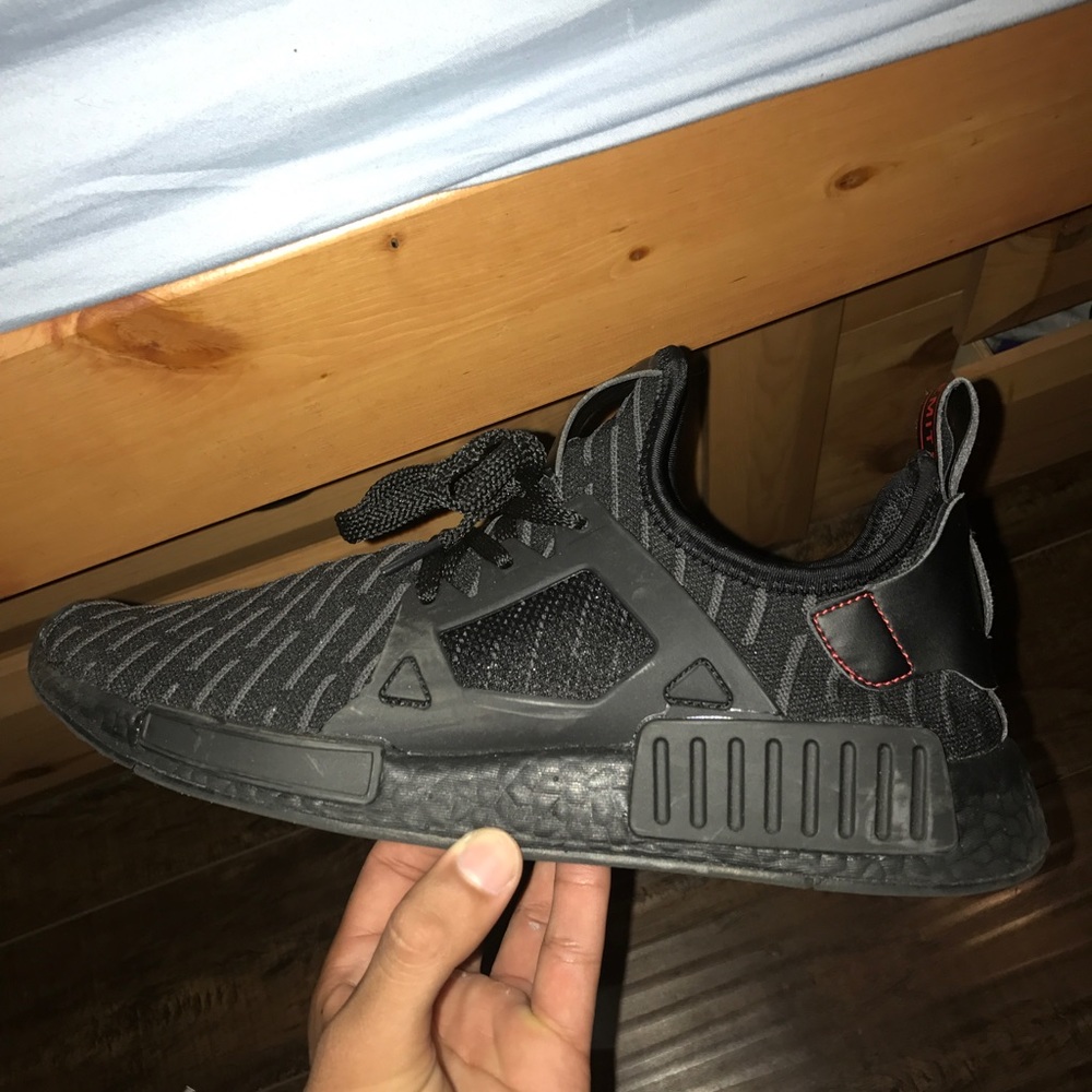 nmd xr1 triple black